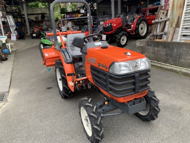 トラクター GB135BAN 写真４